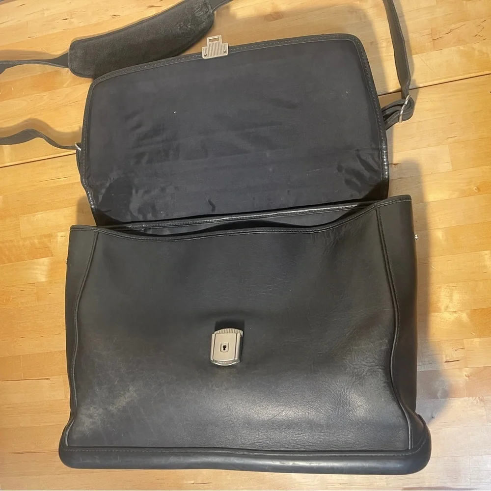 Jack Georges vintage made in the USA leather briefcase